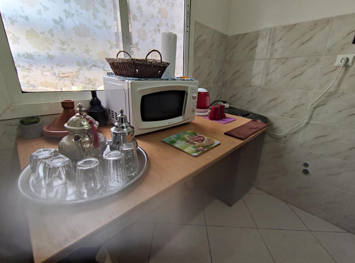Beautiful Ground-Floor Apartment With Portable Air Conditioning, Parking, And Free Wi-Fi Касабланка Екстер'єр фото