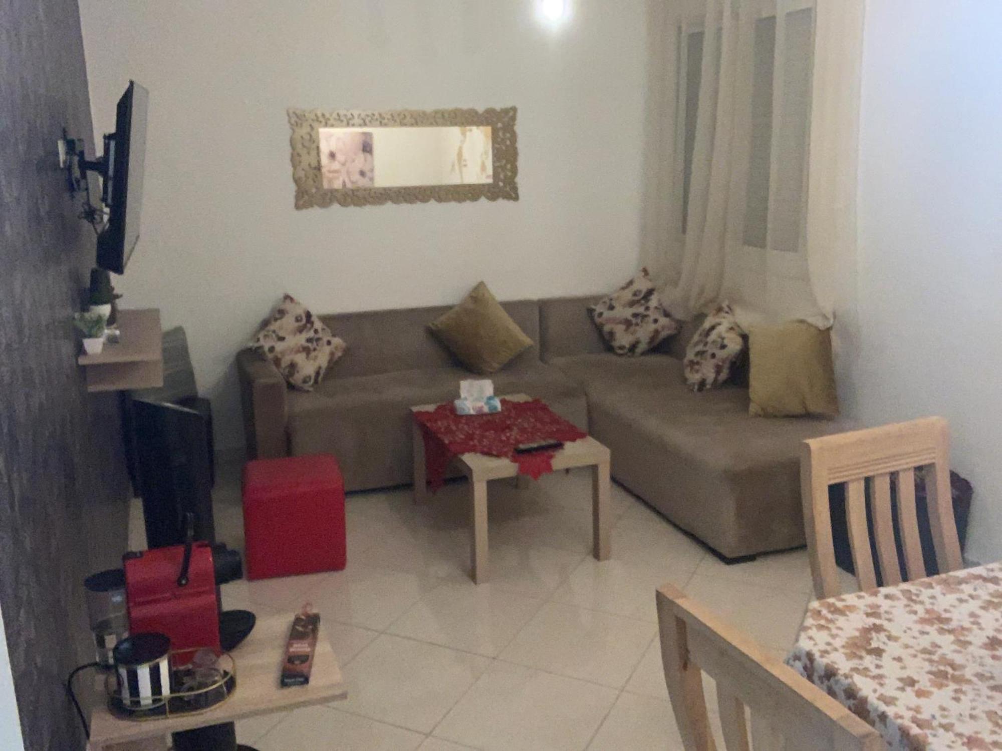 Beautiful Ground-Floor Apartment With Portable Air Conditioning, Parking, And Free Wi-Fi Касабланка Екстер'єр фото