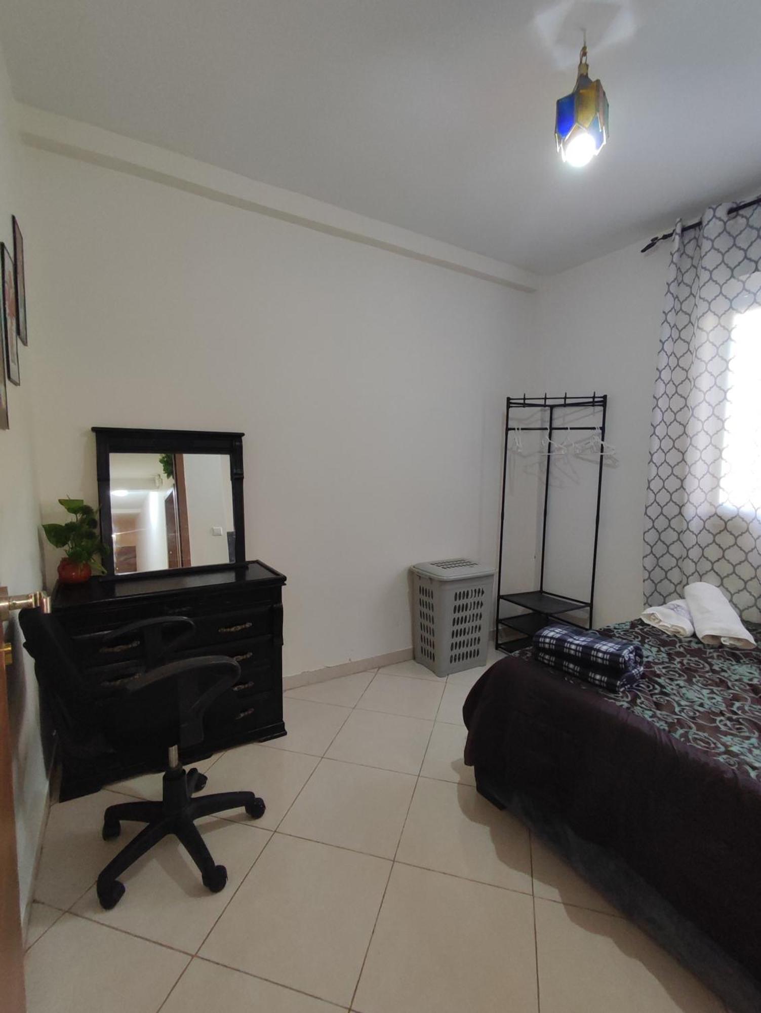 Beautiful Ground-Floor Apartment With Portable Air Conditioning, Parking, And Free Wi-Fi Касабланка Екстер'єр фото